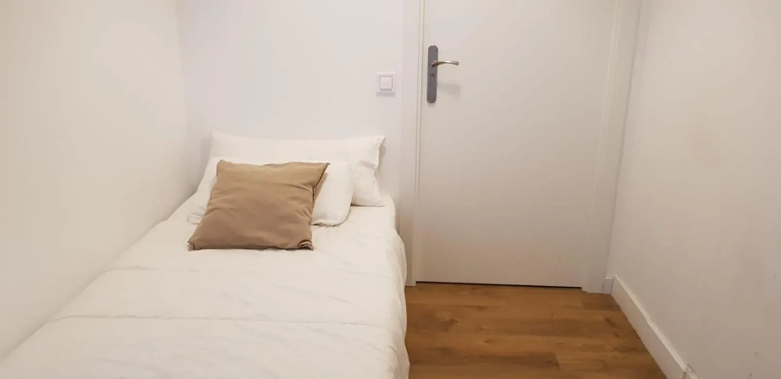 Hostel By Port Vell Barcelona Rooms Spain