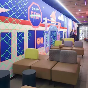  Hostel Ideal Youth